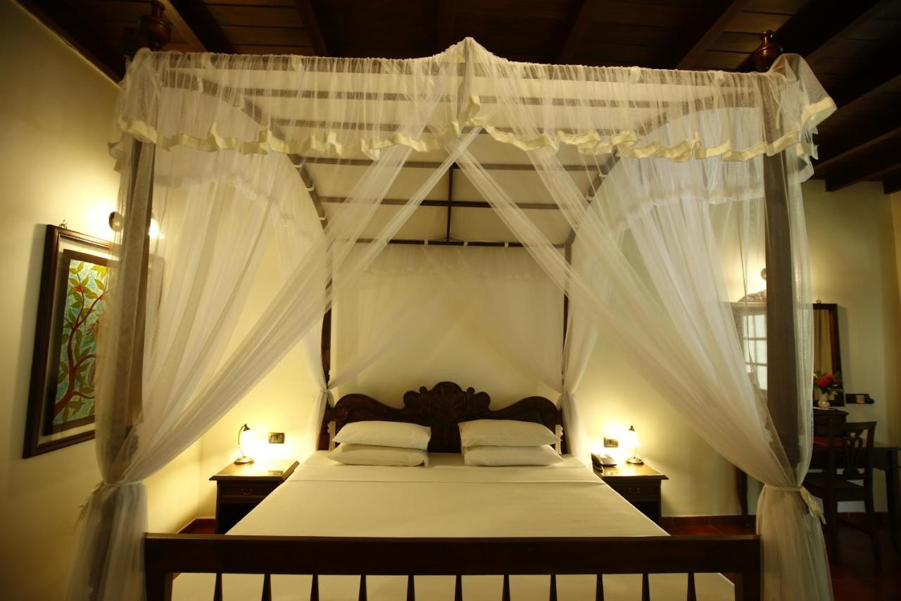 Palm Garden Village Hotel Anuradhapura Exterior foto